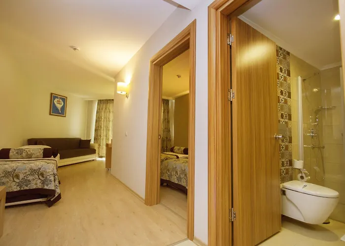 ホテル Blue Wave アランヤ