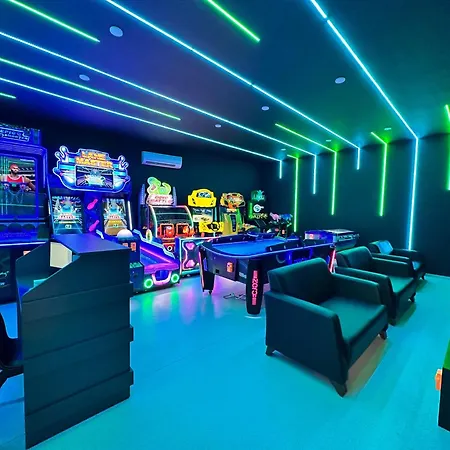 מלון Blue Wave אלאניה