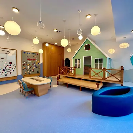 Blue Wave Hotel 4*