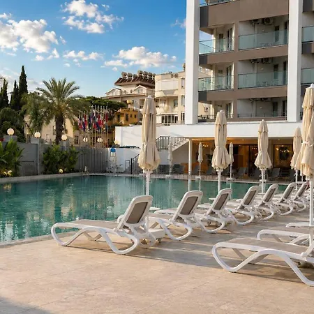 Blue Wave Hotel 4*